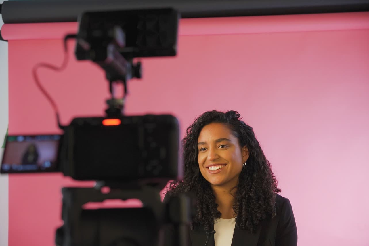 All Eyes On Me - jobs